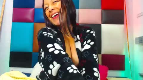 Gisele online show from March 3, 7:10 am