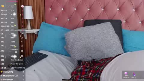 Gissell Saenz online show from April 22, 9:44 pm