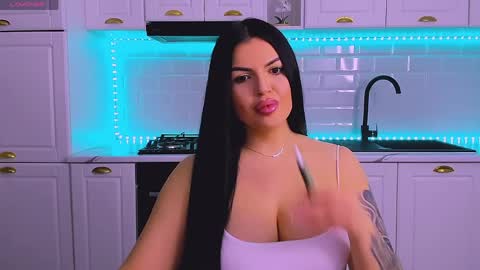 Giulia online show from March 17, 10:04 pm