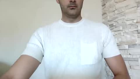 giuseppevai1 online show from May 29, 1:09 pm