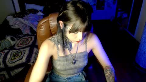 dirtyvenom online show from February 28, 1:42 am