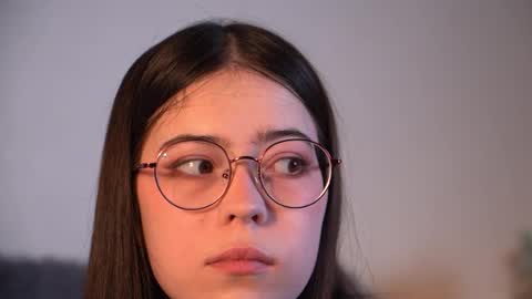 Agness online show from September 30, 2:49 pm