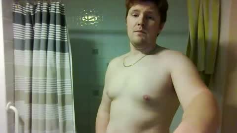 gladi_ online show from May 4, 1:56 am