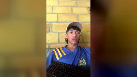 glen_connor_11 online show from February 16, 4:38 pm