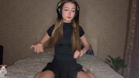 Catalina online show from January 7, 4:12 pm