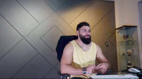 Matthew .. for short call me Matt online show from February 25, 2:03 am