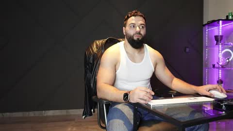 Matthew .. for short call me Matt online show from April 3, 12:50 am