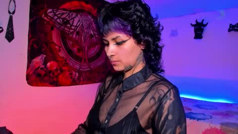 NYX online show from February 26, 10:13 pm