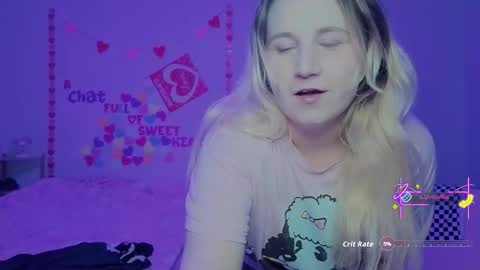 Glitch online show from March 4, 11:35 pm