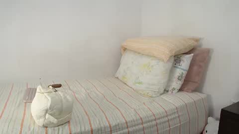 suzy online show from April 3, 2:18 am