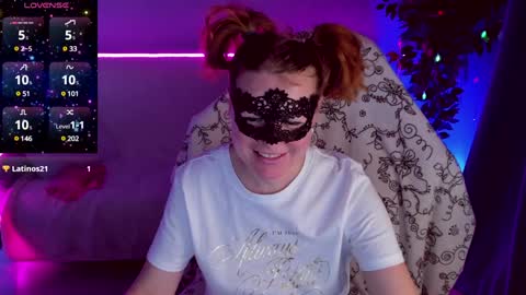 gloriagrays online show from January 14, 4:29 pm