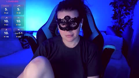 gloriagrays online show from November 1, 8:08 pm