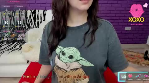 Mia online show from January 31, 9:45 pm