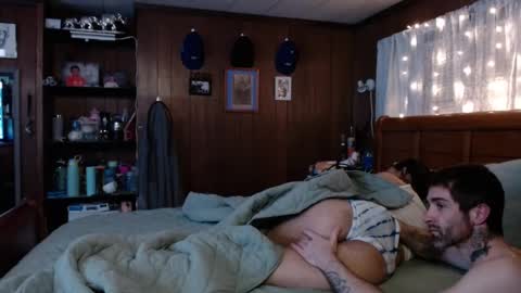 gneforever online show from February 7, 11:01 am