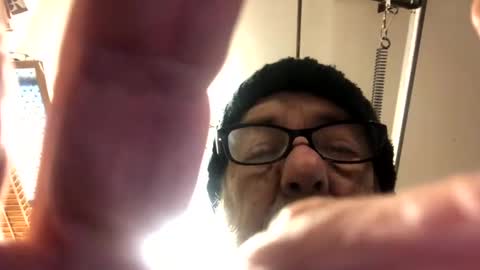 Snapshot of gngnxxx chatting on January 27, 4:30 am gngnxxx online show from January 27, 4:30 am