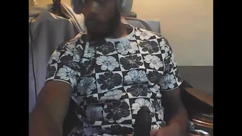 goatchocolate online show from December 3, 7:06 pm