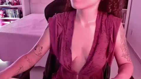 Fauna online show from March 22, 2:04 am