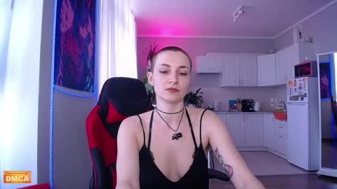 Elpis Foxter online show from May 6, 11:38 am