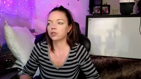 Patricia Mars           Goddess of Mars twitter thegoddessmindy online show from March 18, 2:45 pm