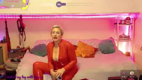 Snapshot of goddessalimony chatting on October 24, 2:12 am Goddess Alimony online show from October 24, 2:12 am