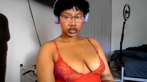 Goddess Daisy Sky online show from June 9, 12:44 am