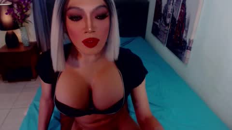 Lucy Pearl online show from February 3, 5:38 am