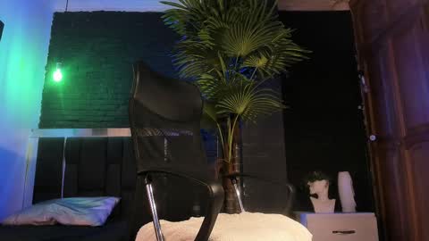 HUAN online show from February 27, 4:57 am