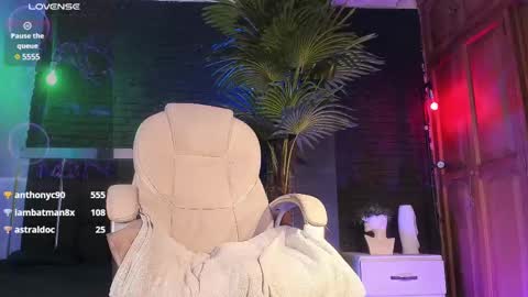 HUAN online show from February 16, 1:58 am