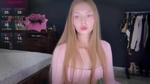 Lissandra online show from October 5, 4:36 pm