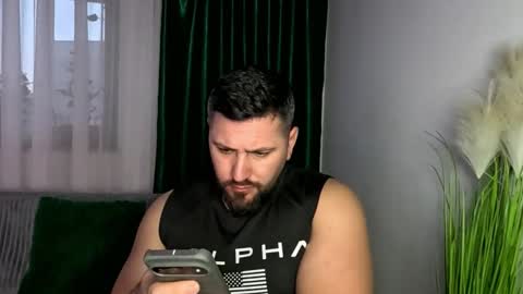 gold_alpha_boy online show from March 24, 4:35 pm