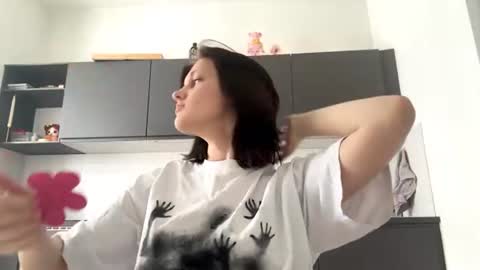 goldasero online show from June 23, 12:44 pm