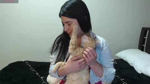 goldencandycotton online show from November 27, 8:22 am