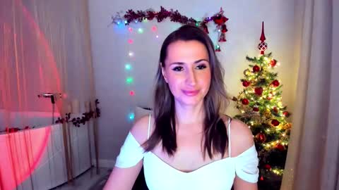 Olivia online show from December 18, 7:09 pm