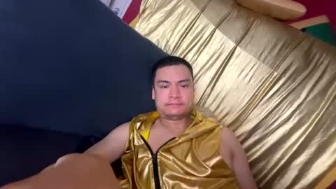 Goldentomleo online show from July 19, 7:55 am