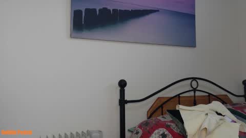 Snapshot of goldie_peach chatting on October 10, 2:12 pm Goldie online show from October 10, 2:12 pm