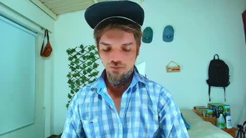 Goldy Loyal93 online show from February 10, 7:11 am