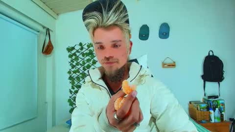 Goldy Loyal93 online show from February 16, 8:01 am