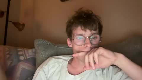 golya_dude online show from June 24, 1:34 am