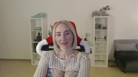Natalie online show from July 6, 8:00 am