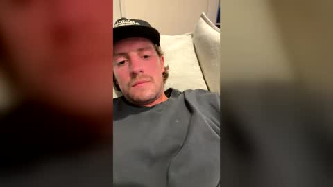 gooodfella222 online show from June 28, 1:01 am