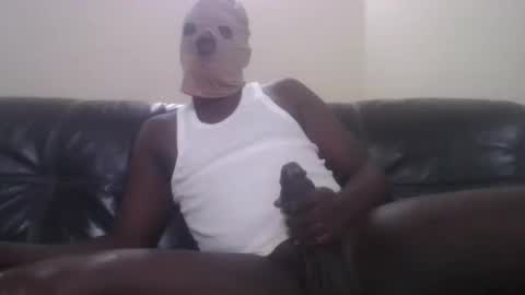 Snapshot of gorashado chatting on October 23, 9:48 pm Sexy Black Model online show from October 23, 9:48 pm