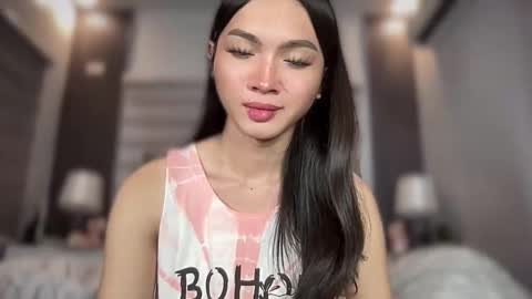 D I A N A online show from April 3, 6:59 pm