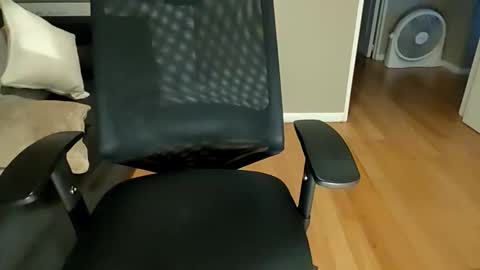 gorillaba online show from February 19, 9:30 am