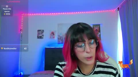 goth_minerva online show from February 6, 3:04 pm