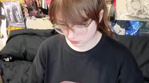 Amy online show from October 3, 9:23 pm