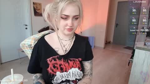 traumfrau Kira angel face devil eyes I SELL A LOT VIDEO IN GALLERY online show from March 29, 12:29 pm