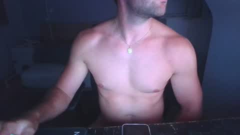goura2000 online show from August 2, 8:43 pm