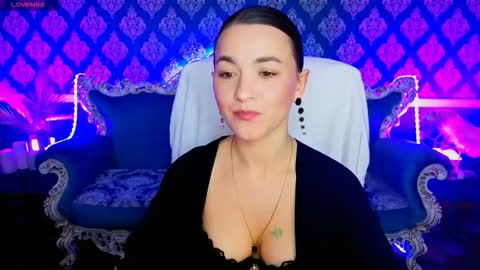 gracefulmichelle online show from February 24, 2:20 pm