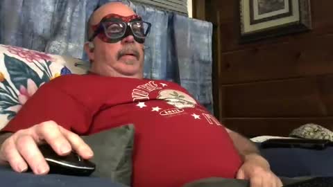 granitebuckeye1969 online show from November 1, 12:44 am