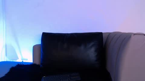 Snapshot of grecia_rouse chatting on March 5, 1:21 am  GRECIA  online show from March 5, 1:21 am